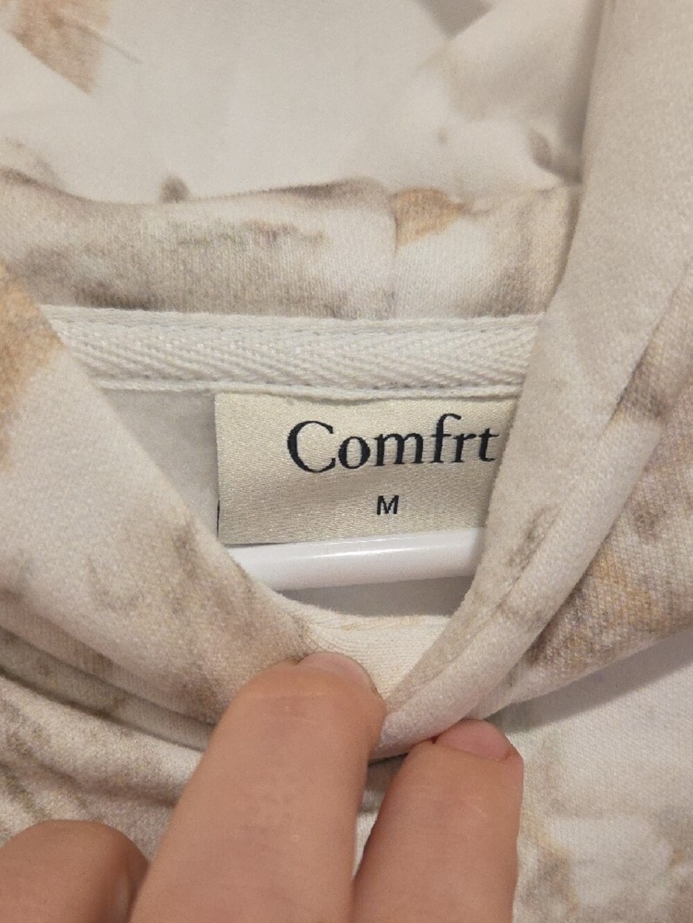 Comfrt Oversized Woman's White Oak Hoodie - Picture 4 of 6
